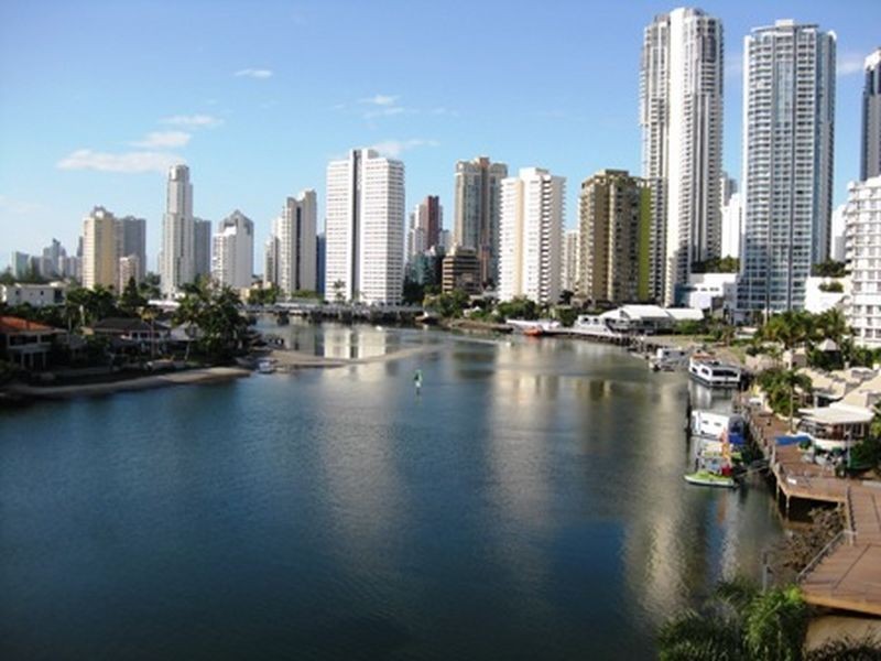 61/30 Watson Esplanade, Surfers Paradise QLD 4217