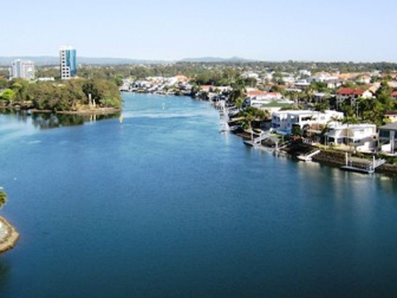 61/30 Watson Esplanade, Surfers Paradise QLD 4217