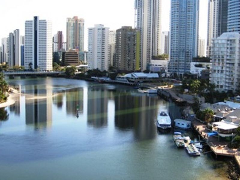61/30 Watson Esplanade, Surfers Paradise QLD 4217