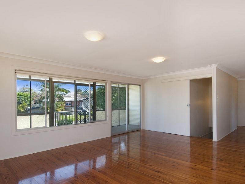 7 Locke Street, Southport QLD 4215