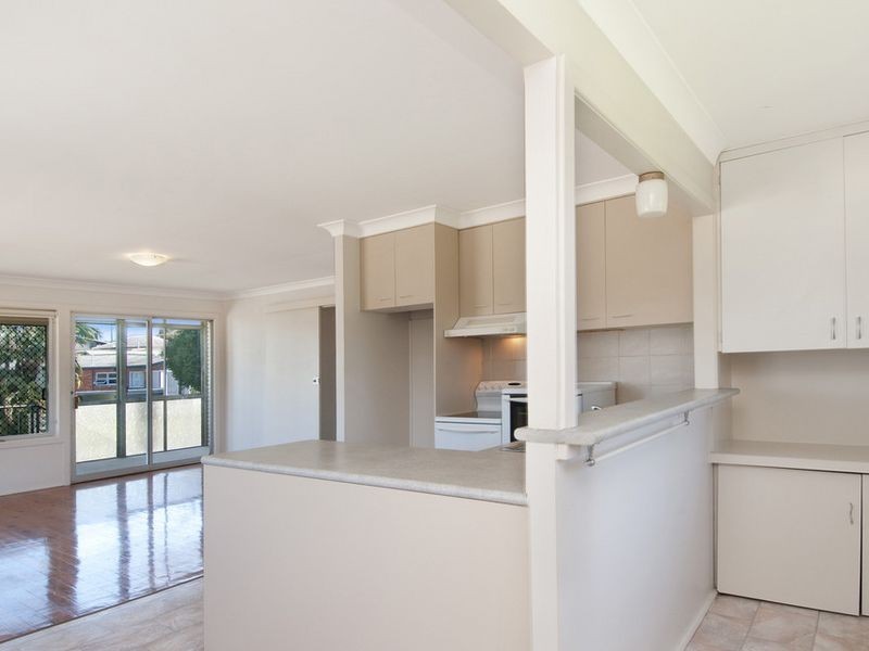 7 Locke Street, Southport QLD 4215