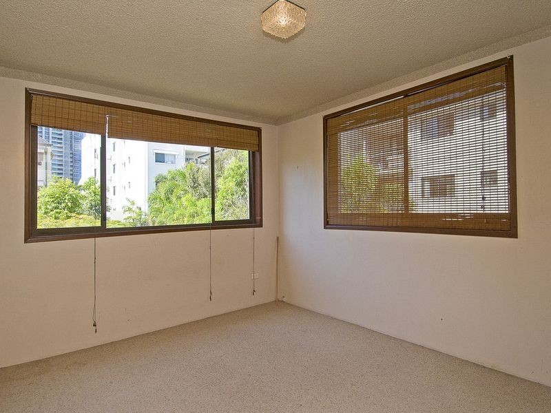 3/5 Andrews St, Southport QLD 4215