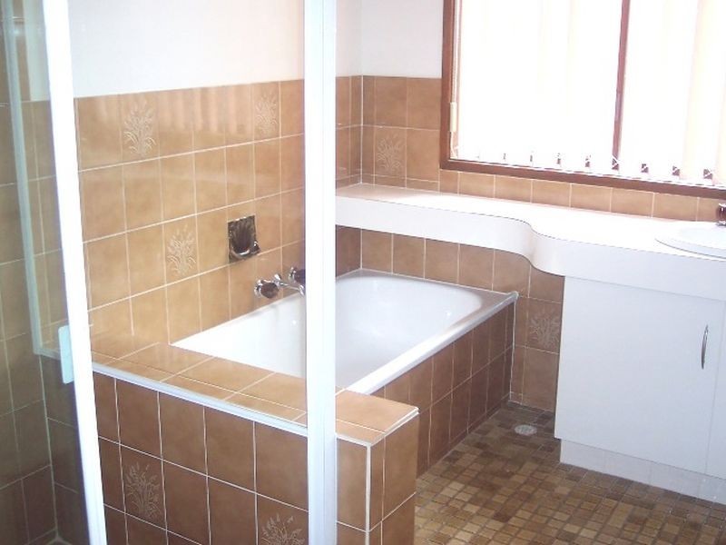 11/17 Duet Drive, Mermaid Waters QLD 4218