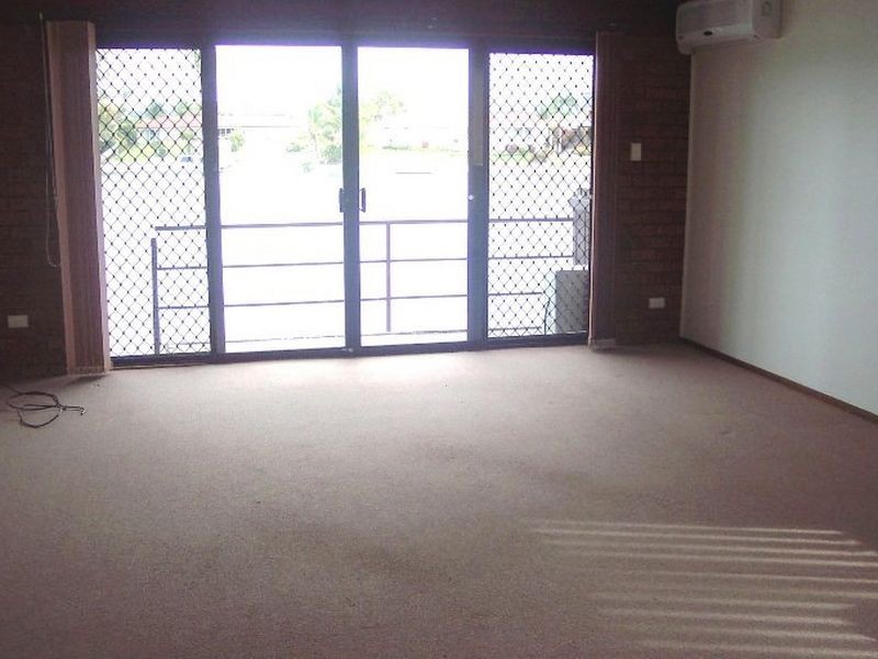 11/17 Duet Drive, Mermaid Waters QLD 4218