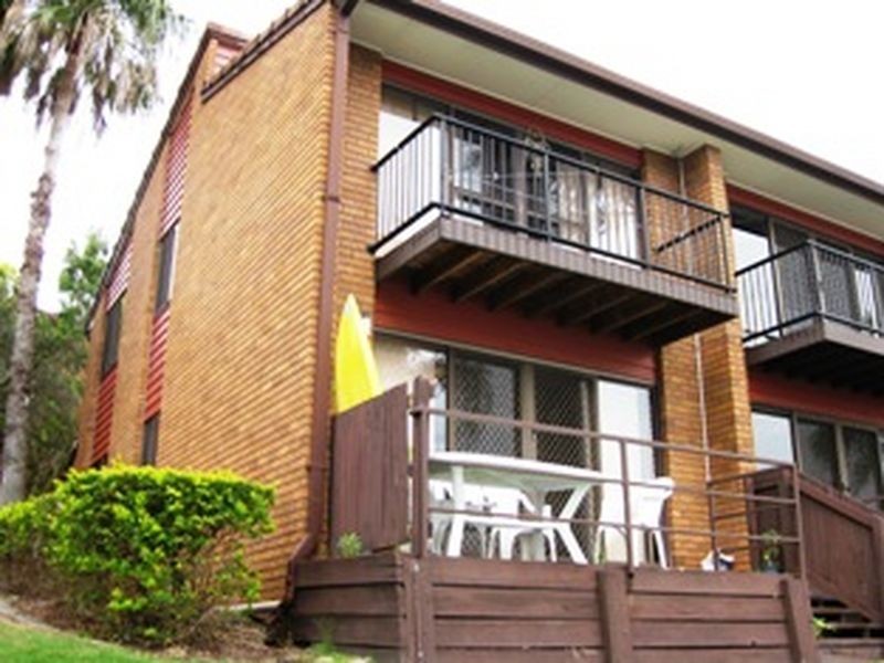11/17 Duet Drive, Mermaid Waters QLD 4218