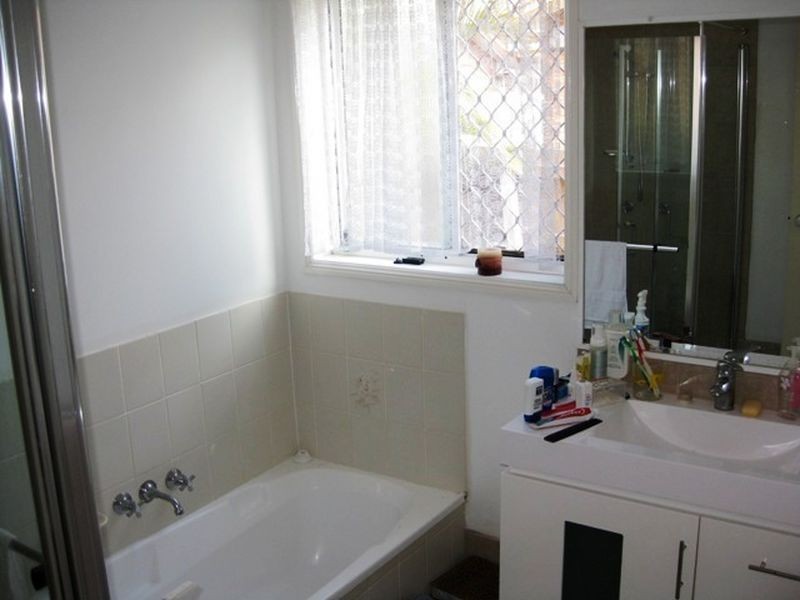 1/6 Calvary Court, Labrador QLD 4215