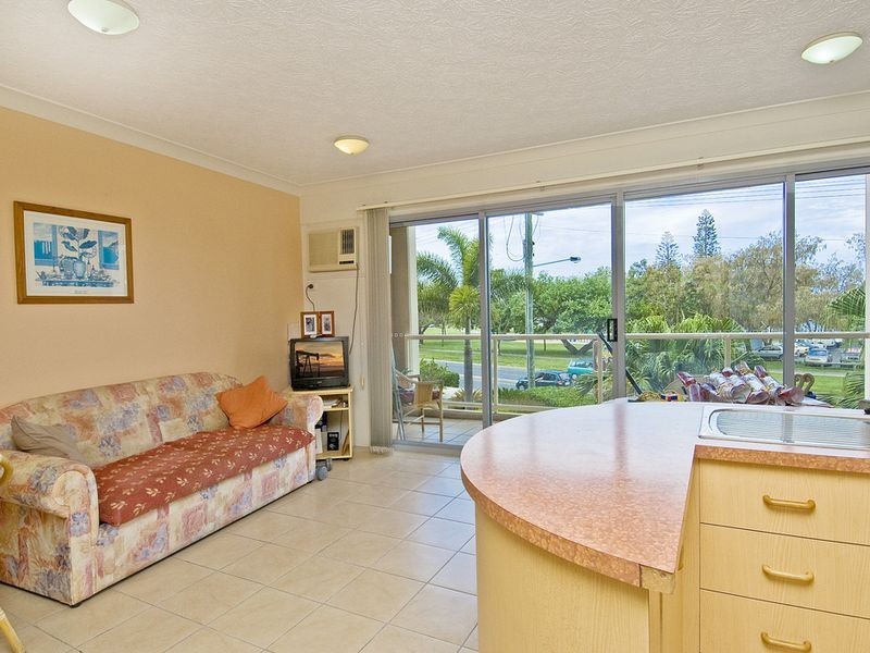 15/106 -108 Marine Parade, Southport QLD 4215