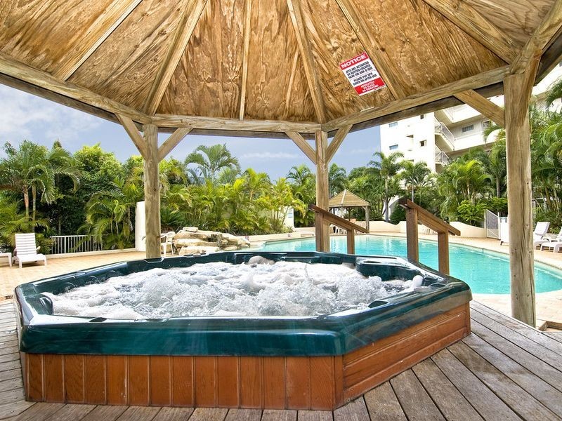 15/106 -108 Marine Parade, Southport QLD 4215