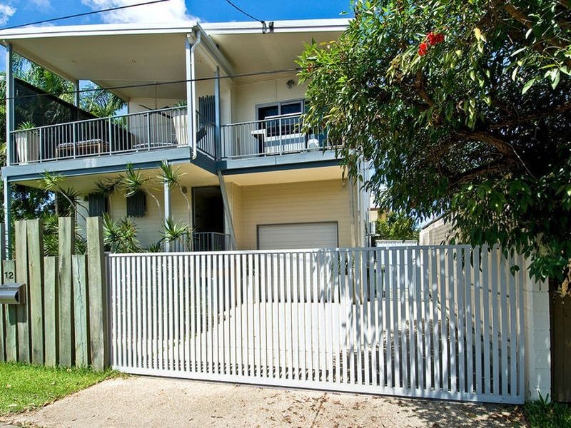 12 Surch Court, Southport QLD 4215