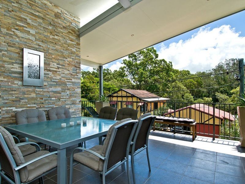 12 Surch Court, Southport QLD 4215