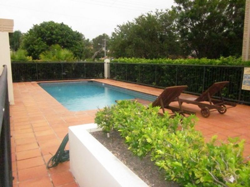 7/33 Lenneberg Street, Southport QLD 4215