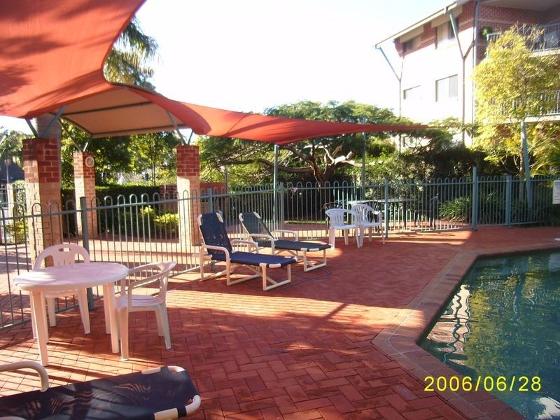 18/45 Pohlman St, Southport QLD 4215