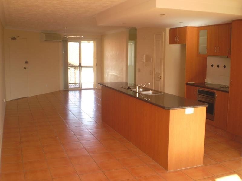 9/7-11 Johnston St, Southport QLD 4215