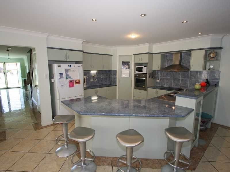12 Whitewood Place, Molendinar QLD 4214