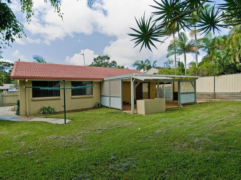 20 Lowanna Dr, Ashmore QLD 4214