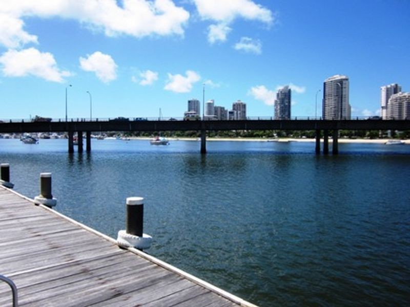 20/77 Brighton Pde, Southport QLD 4215