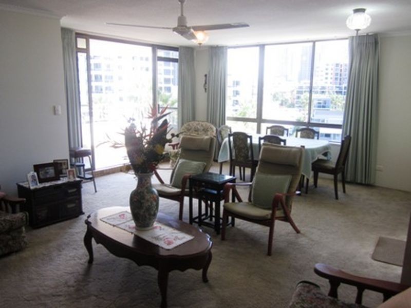 20/77 Brighton Pde, Southport QLD 4215