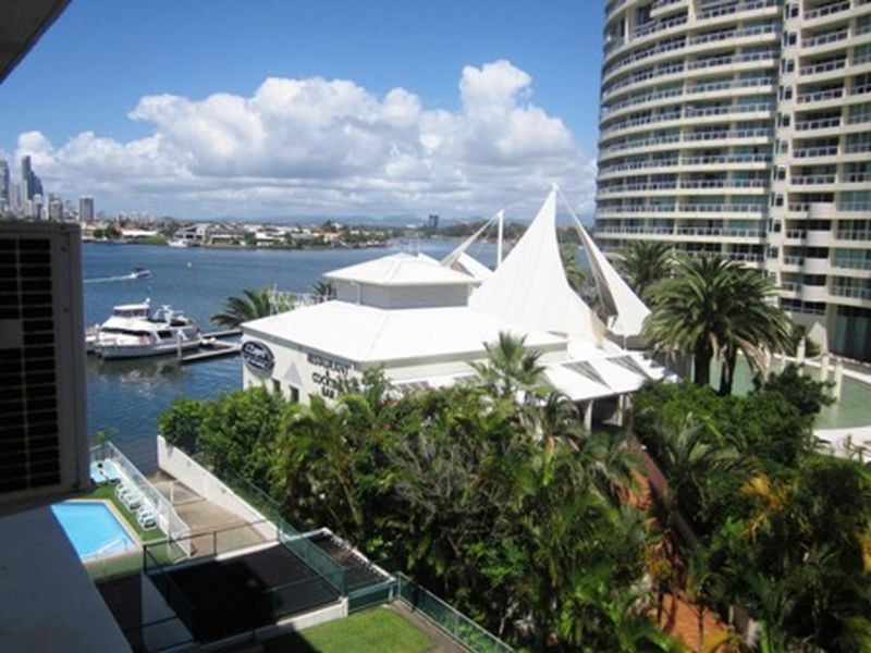 20/77 Brighton Pde, Southport QLD 4215