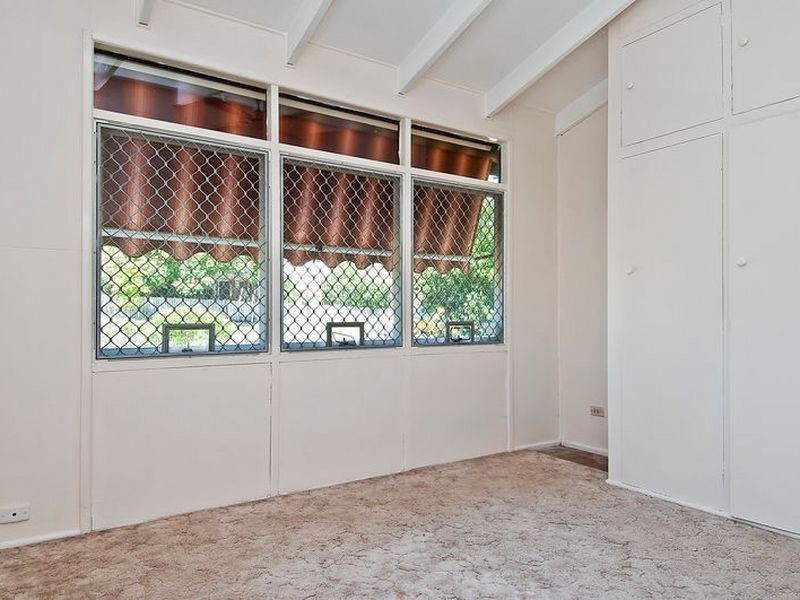 17 Ward St, Southport QLD 4215