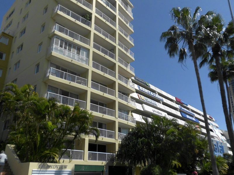 13/30 Marine Parade, Southport QLD 4215