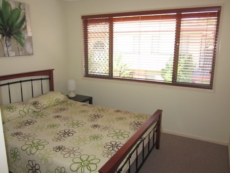 3/93 Whiting Street, Labrador QLD 4215