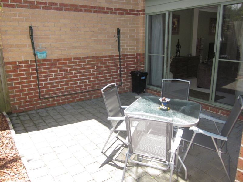 3/93 Whiting Street, Labrador QLD 4215