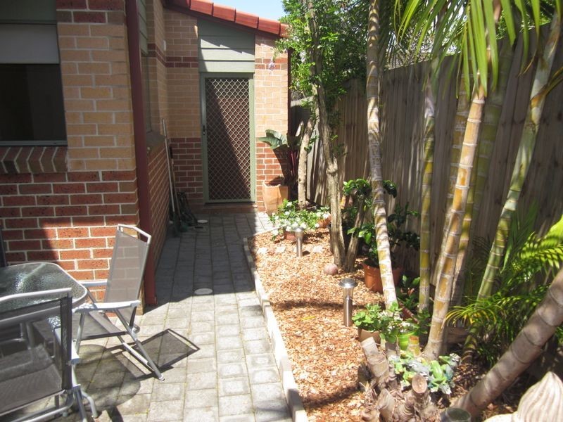 3/93 Whiting Street, Labrador QLD 4215