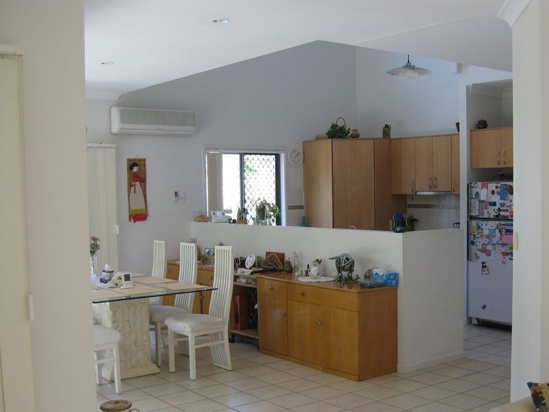 9 Imperia  Crescent, Varsity Lakes QLD 4227