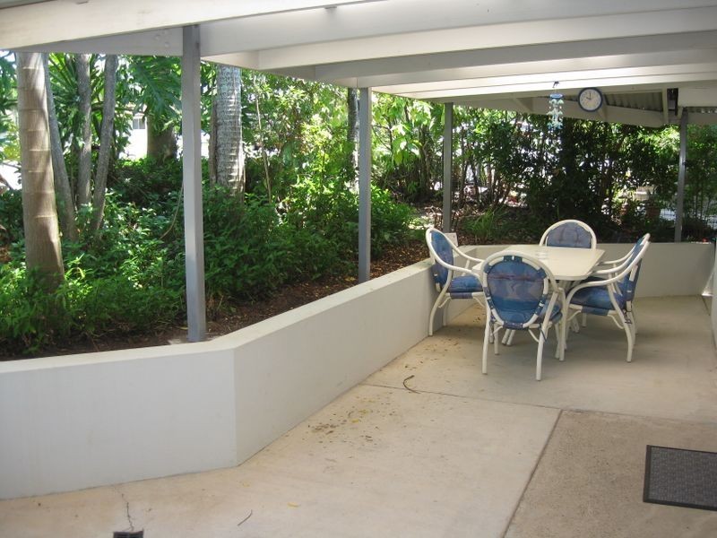 5 Kuranga Street, Southport QLD 4215