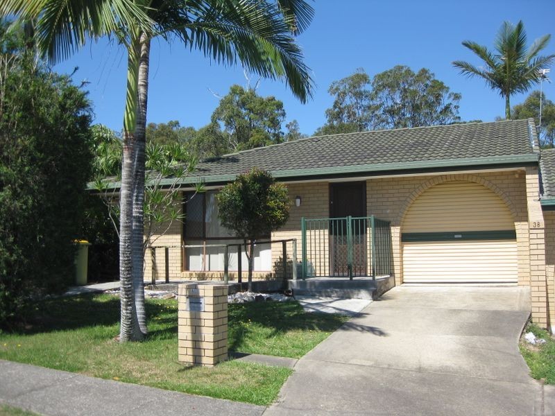 1/38 Binstead Drive, Southport QLD 4215