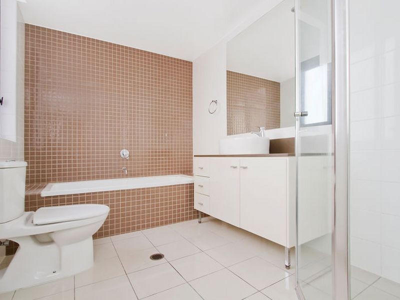 618/1 Aqua Street, Southport QLD 4215