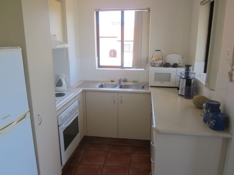 27/11 Owens Lane, Southport QLD 4215