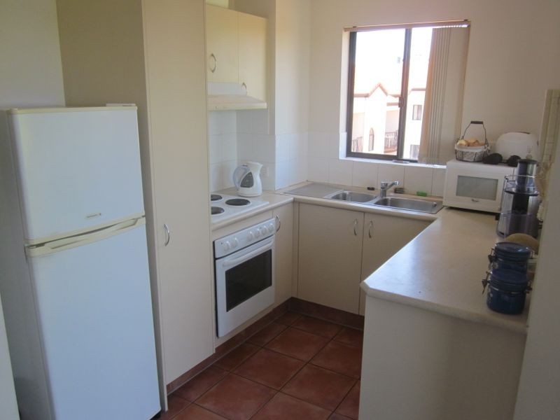 27/11 Owens Lane, Southport QLD 4215