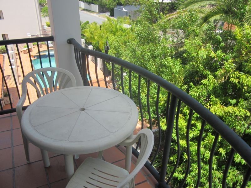 27/11 Owens Lane, Southport QLD 4215