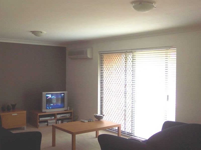 37 Plateau Crescent, Carrara QLD 4211