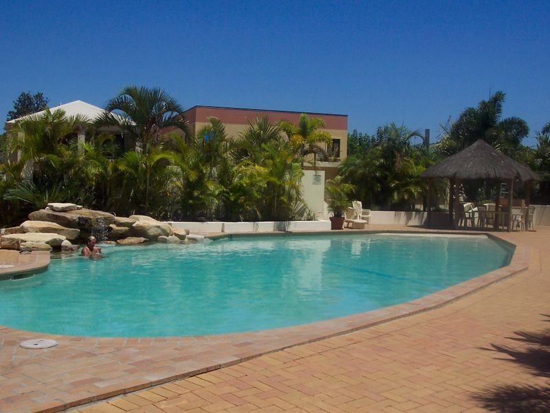 4/106 Marine Parade, Southport QLD 4215