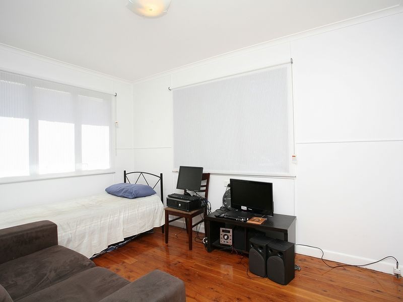 1 /23 White Street, Southport QLD 4215