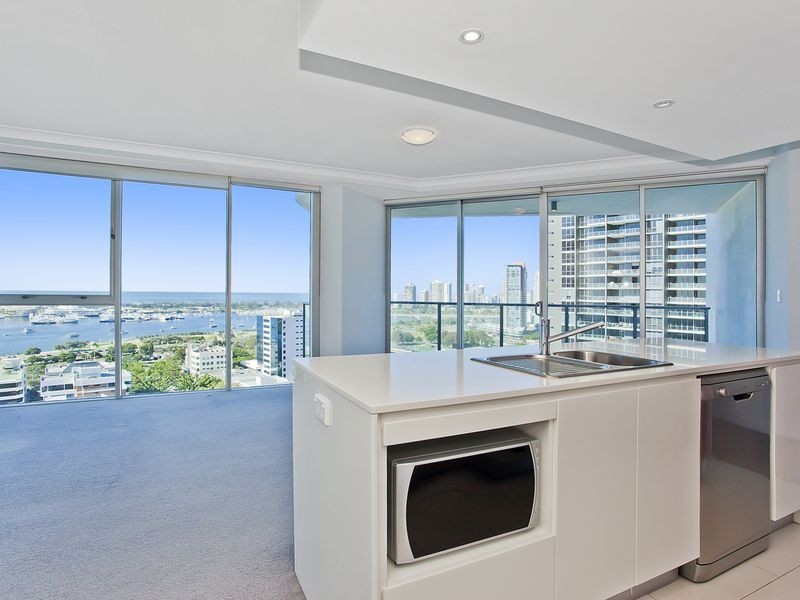 21501/5 Lawson Street, Southport QLD 4215
