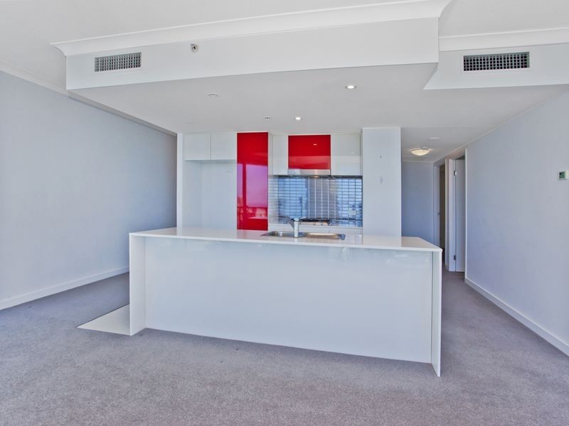 21501/5 Lawson Street, Southport QLD 4215