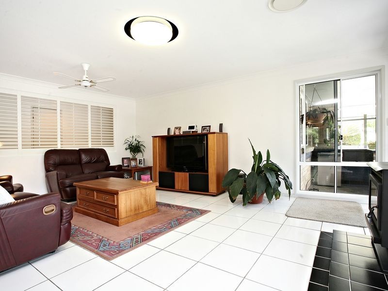 9 White Ash Road, Bonogin QLD 4213