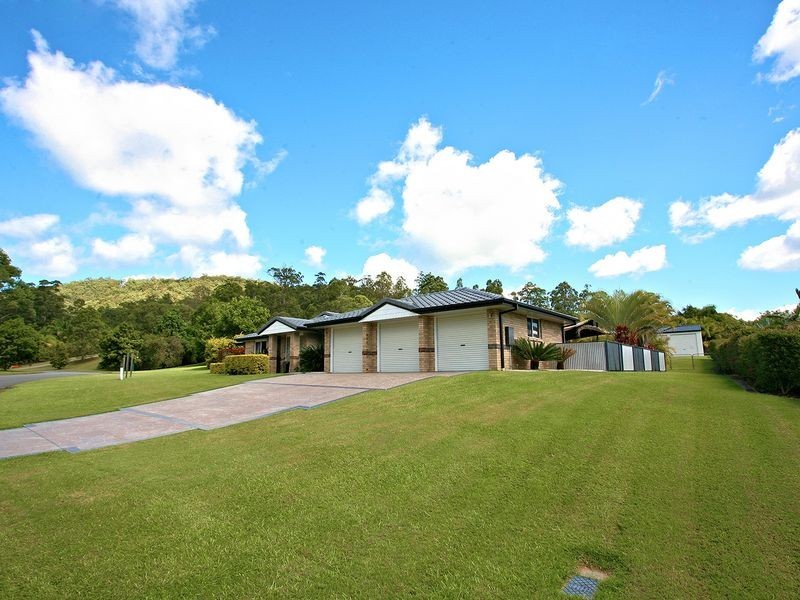 9 White Ash Road, Bonogin QLD 4213