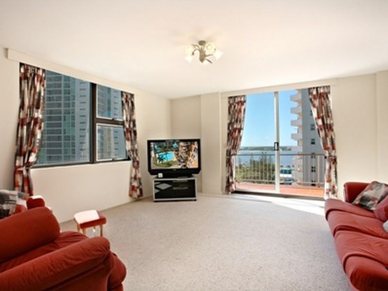 34/72 Marine Parade, Southport QLD 4215