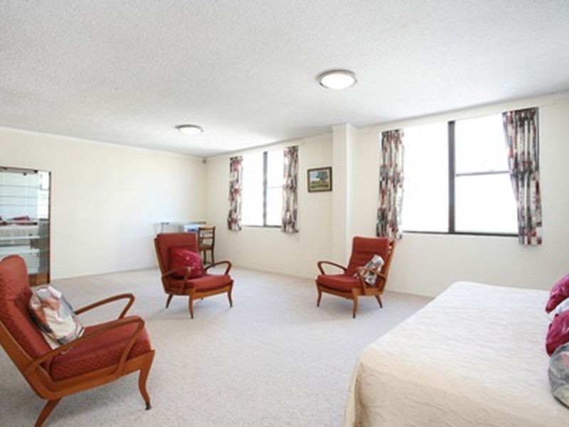 34/72 Marine Parade, Southport QLD 4215