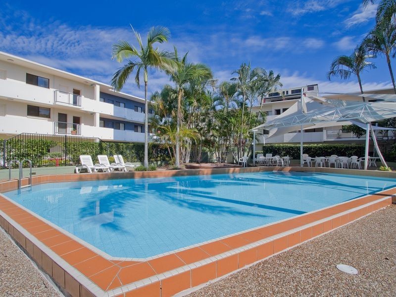 9/136 Marine Parade, Southport QLD 4215