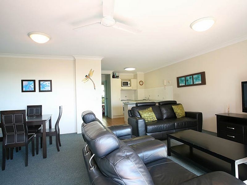 48/45 Pohlman Street, Southport QLD 4215