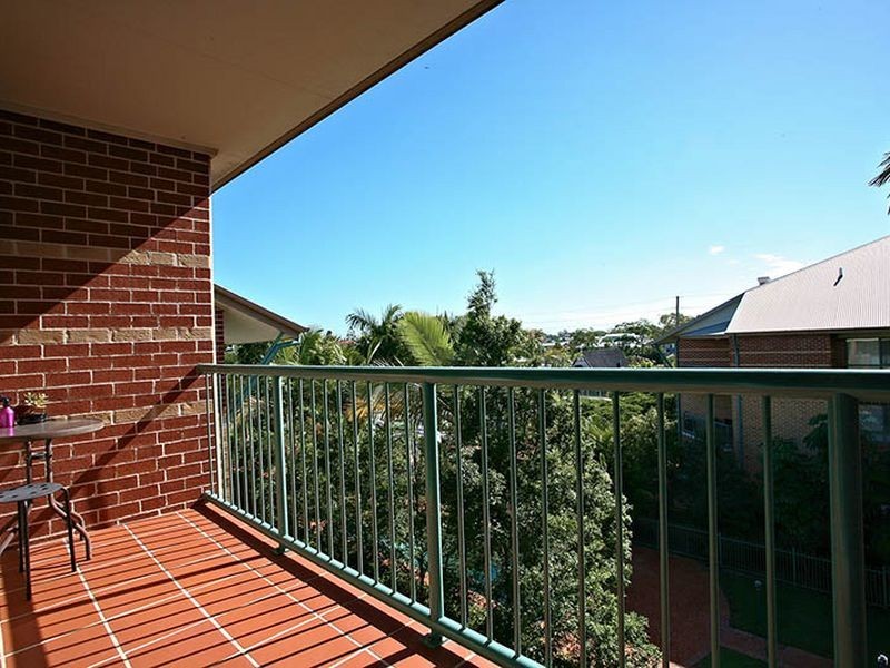 48/45 Pohlman Street, Southport QLD 4215