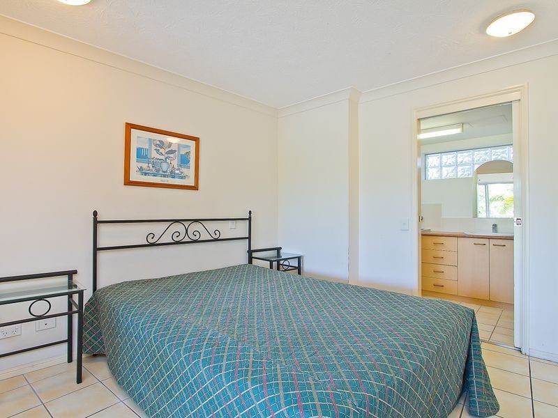 16/106-108 Marine Parade, Southport QLD 4215