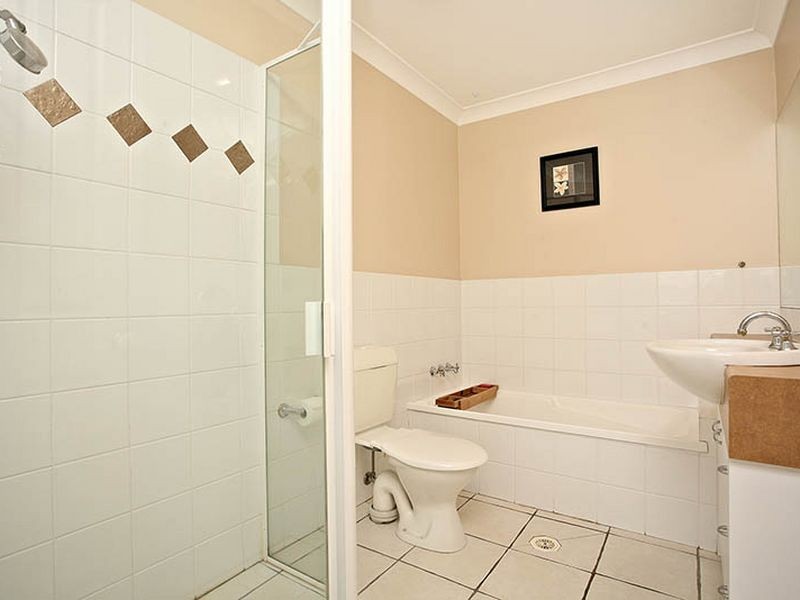 5/38 Robert Street, Labrador QLD 4215