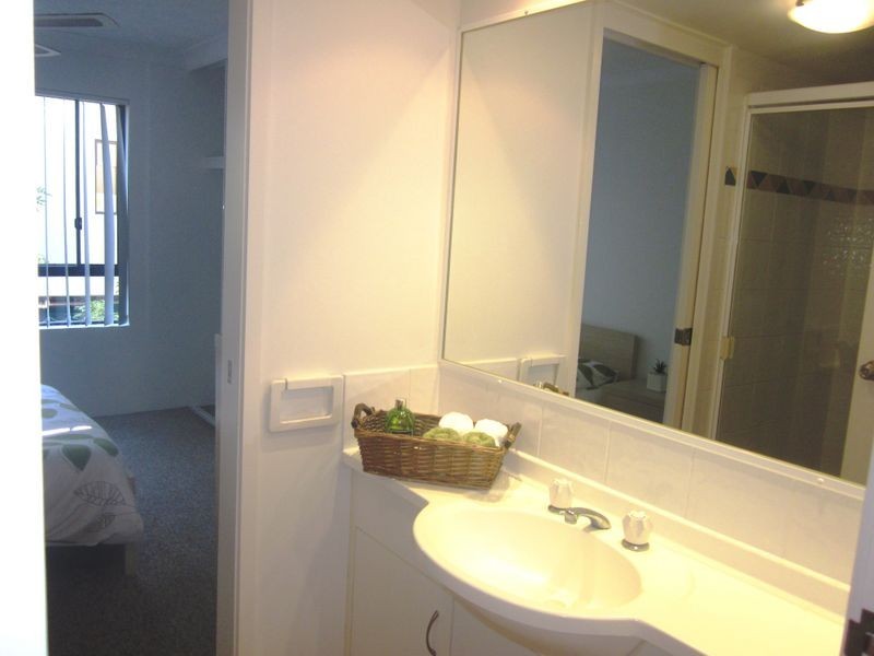 27/16 Waverley St, Southport QLD 4215