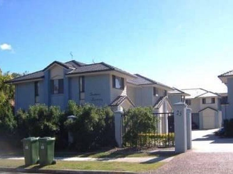 11/23-25 Blake Street, Southport QLD 4215